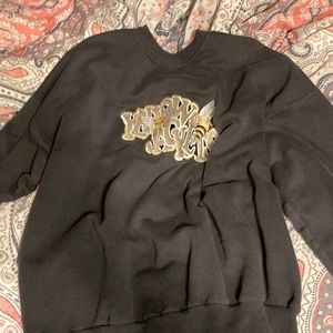 thick sweater yellow jackets